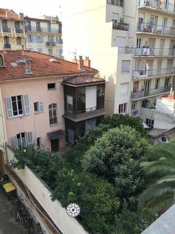 Condomínio no Nice, Alpes-Maritimes 10902919