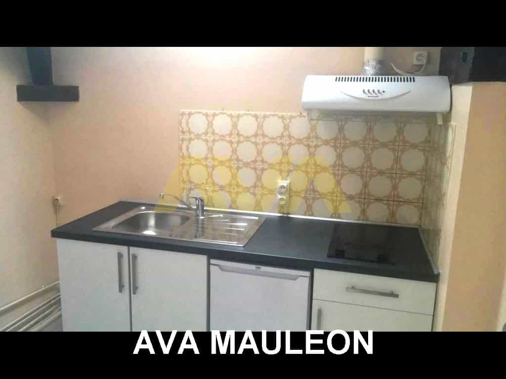 Condominio en Mauleón-Licharre, Nueva Aquitania 10902963
