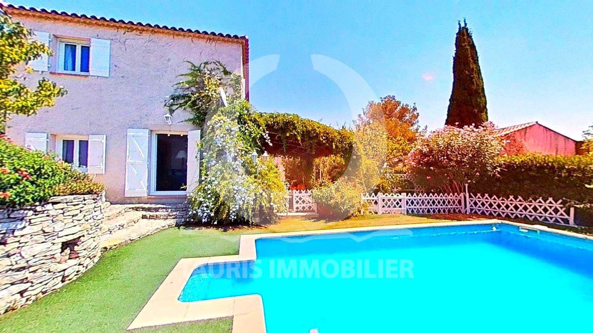 Rumah di La Ciotat, Provence-Alpes-Cote d'Azur 10903022
