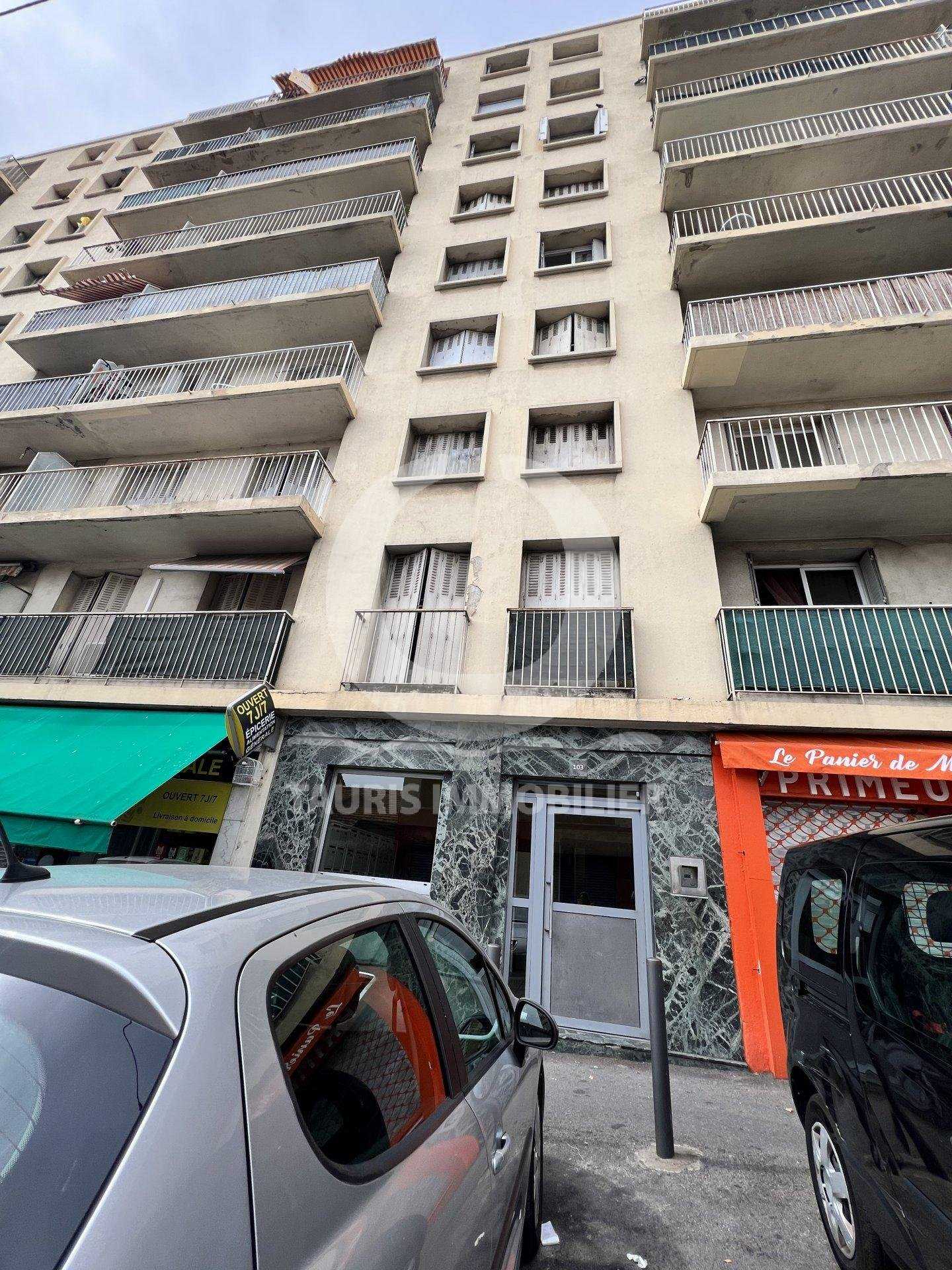 Condominium in Marseille 13ème, Bouches-du-Rhône 10903023