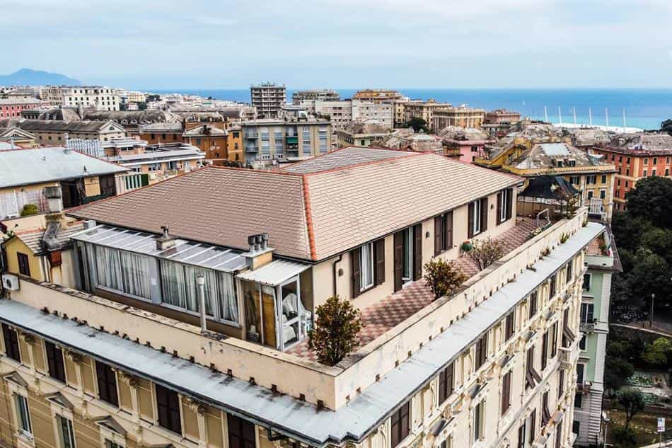 Condominium in Nervi, Liguria 10903147
