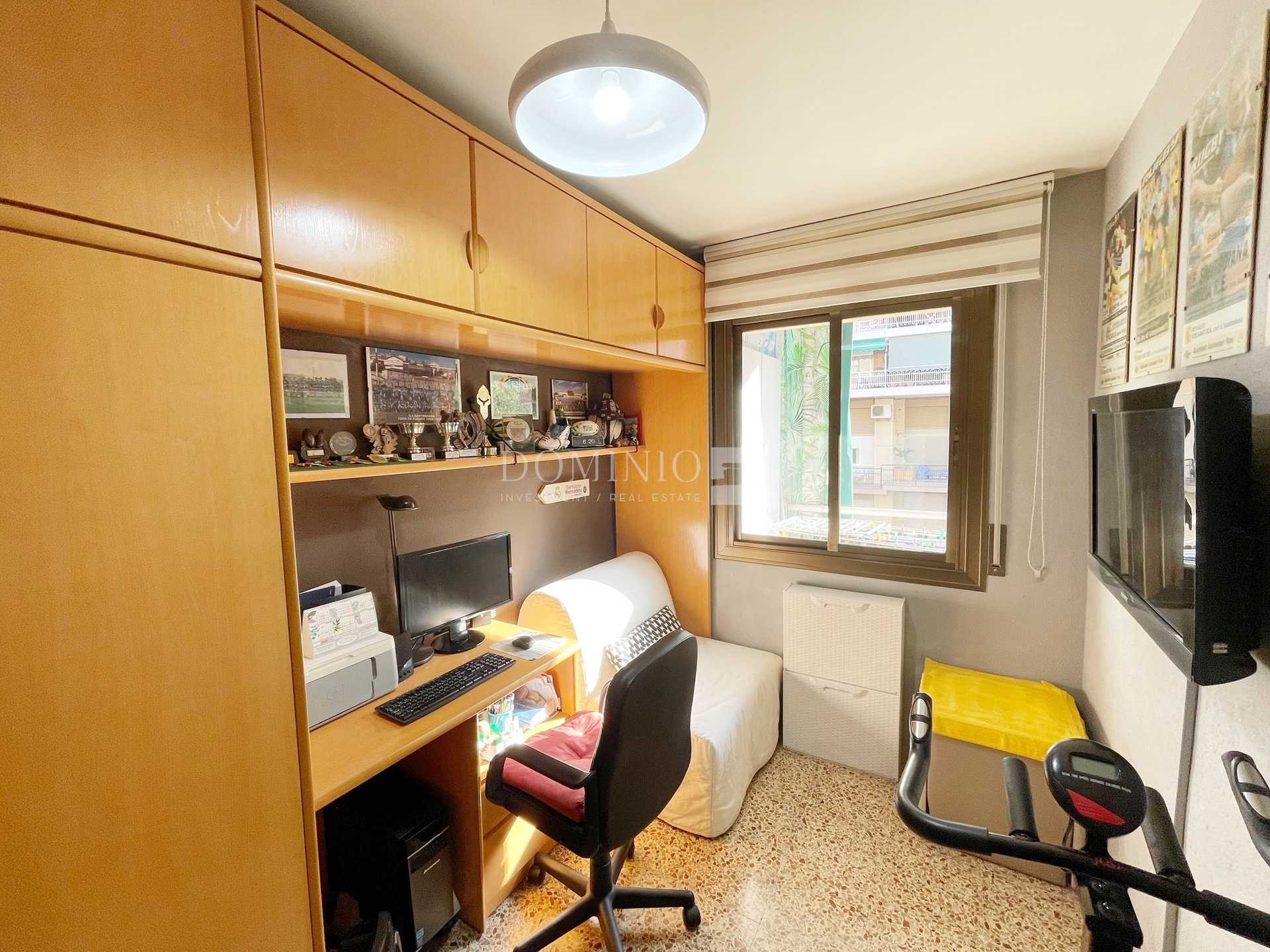 Квартира в Sant Boi de Llobregat, Catalonia 10903292