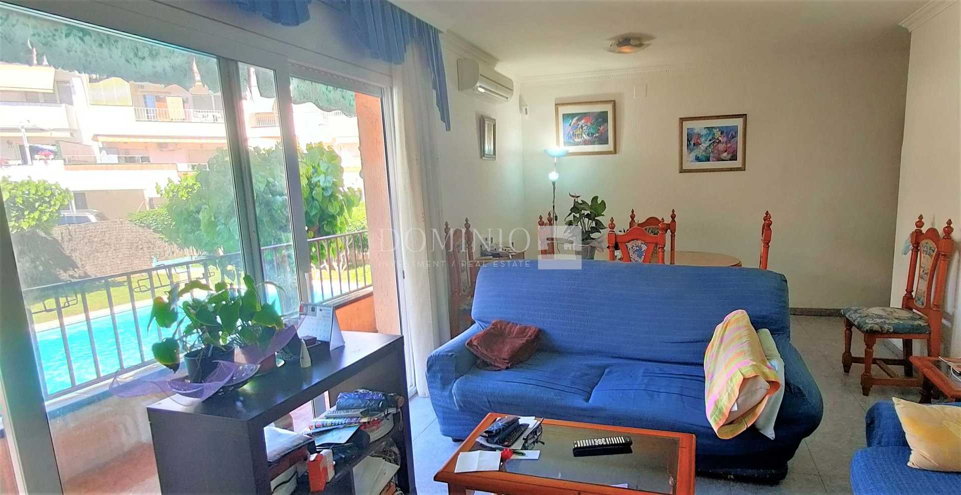 公寓 在 滨海卡内, 加泰罗尼亚 10903296
