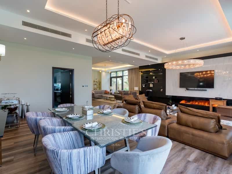 Talo sisään "Ud al Bayda", Dubai 10904893