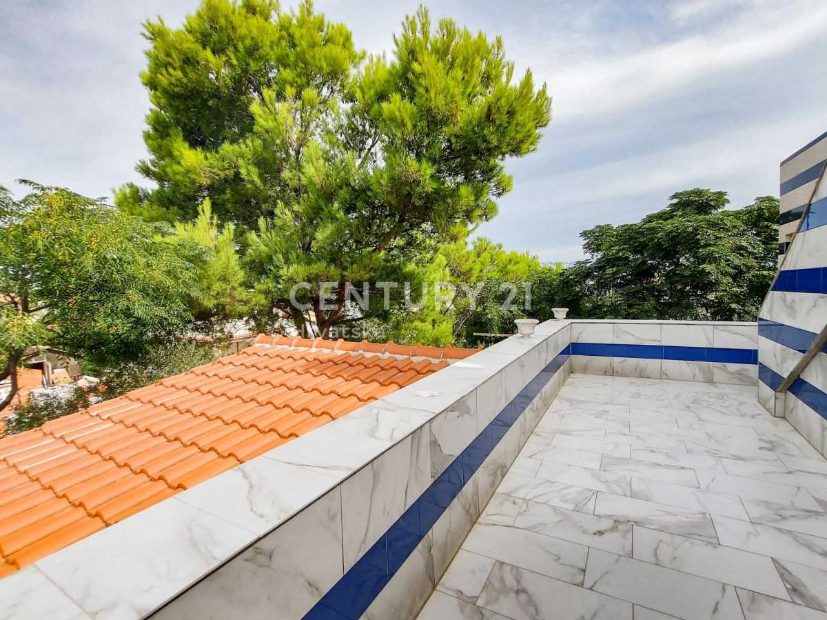 House in Vir, Zadar County 10905075