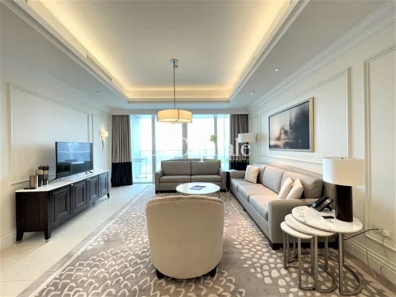 Condominium in دبي, دبي 10905138