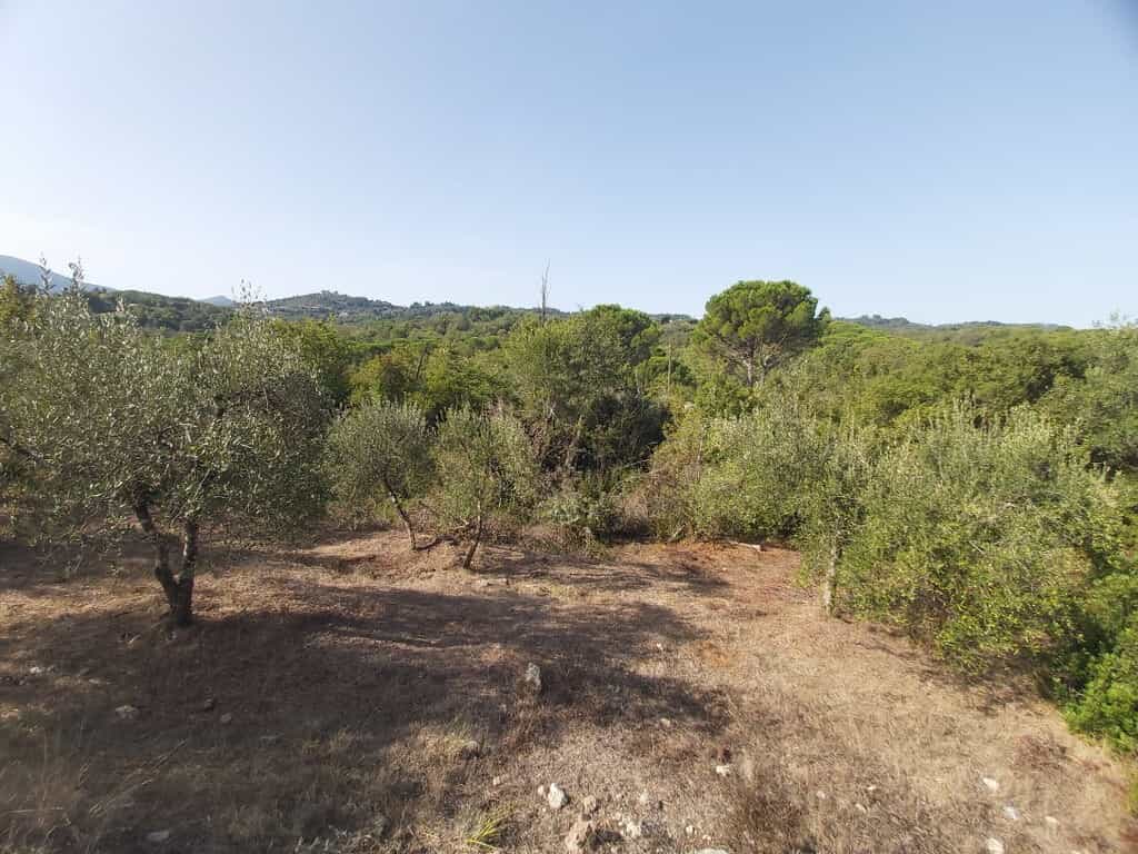 Land in Bastouni, Ionia Nisia 10905368