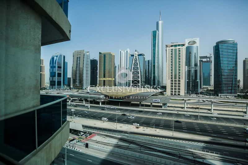 קוֹנדוֹמִינִיוֹן ב Dubai, Dubai 10905405