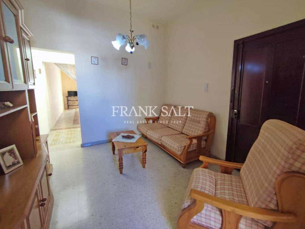 公寓 在 Birkirkara,  10906061