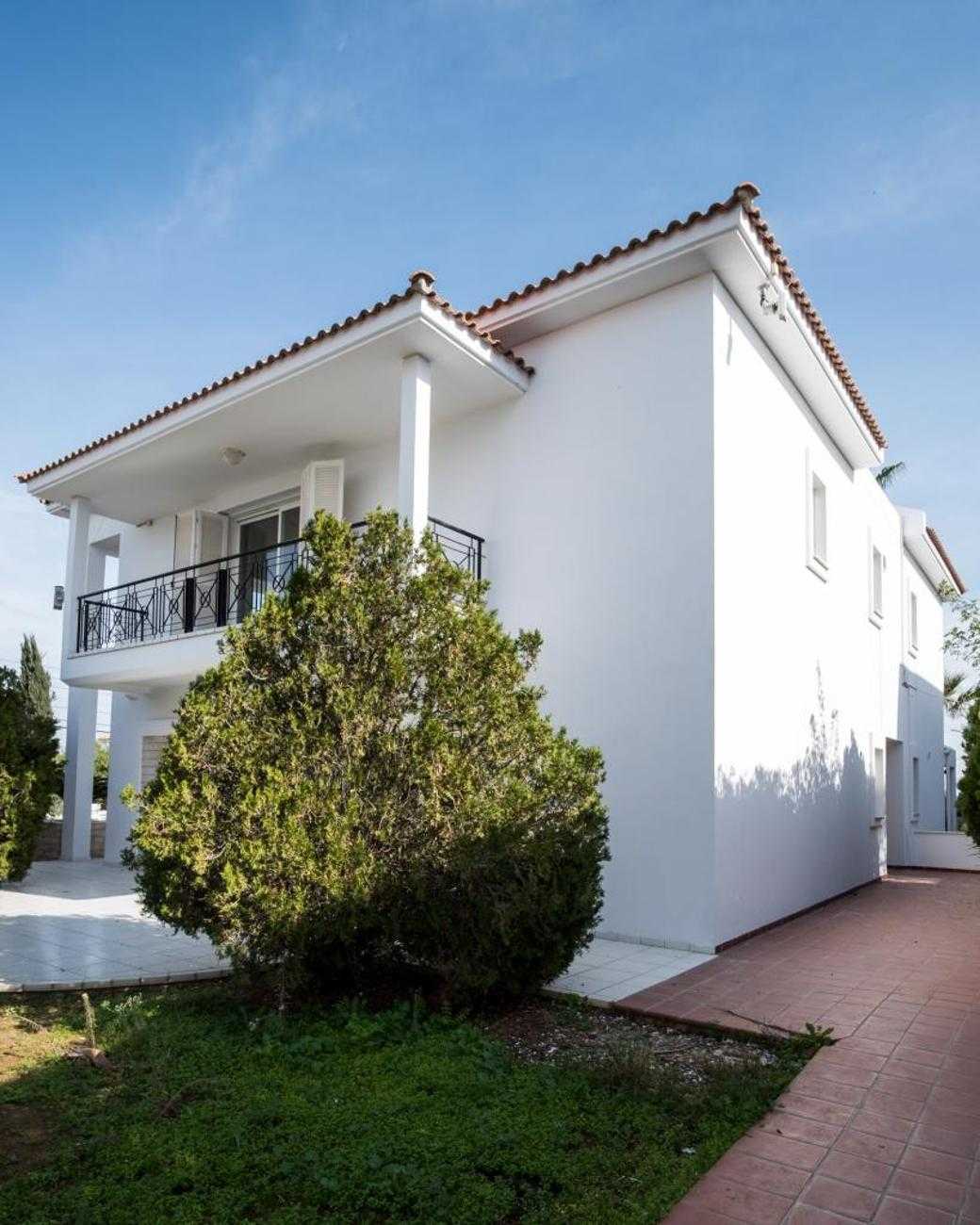 House in Egkomi, Nicosia 10906235