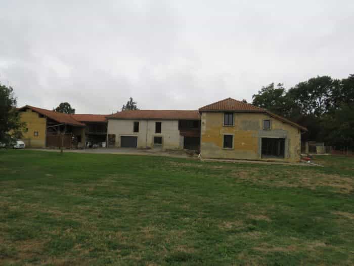 房子 在 Trie-sur-Baise, 奧克西塔尼 10906850