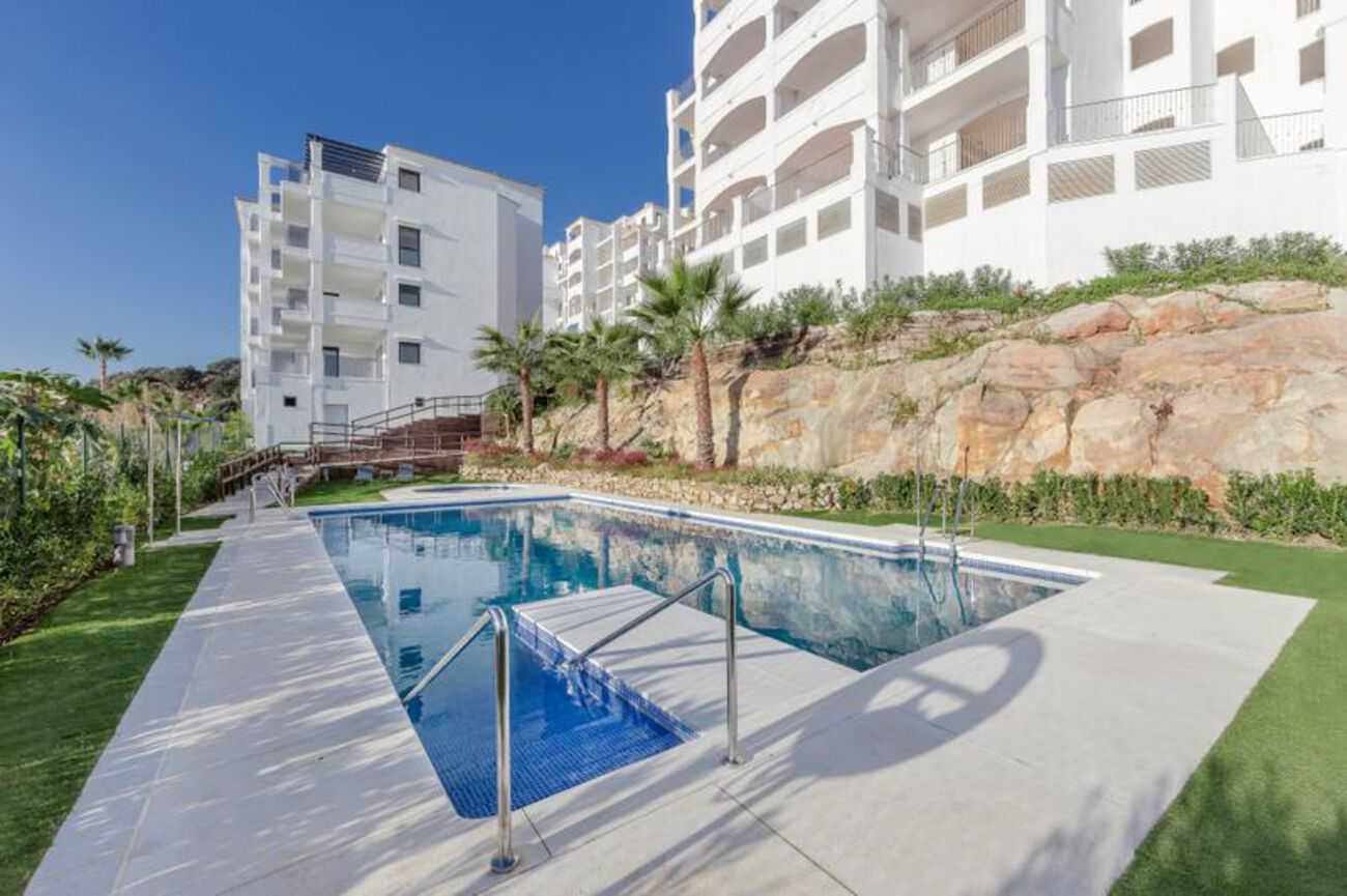 Condominium in Manilva, Andalusia 10908982
