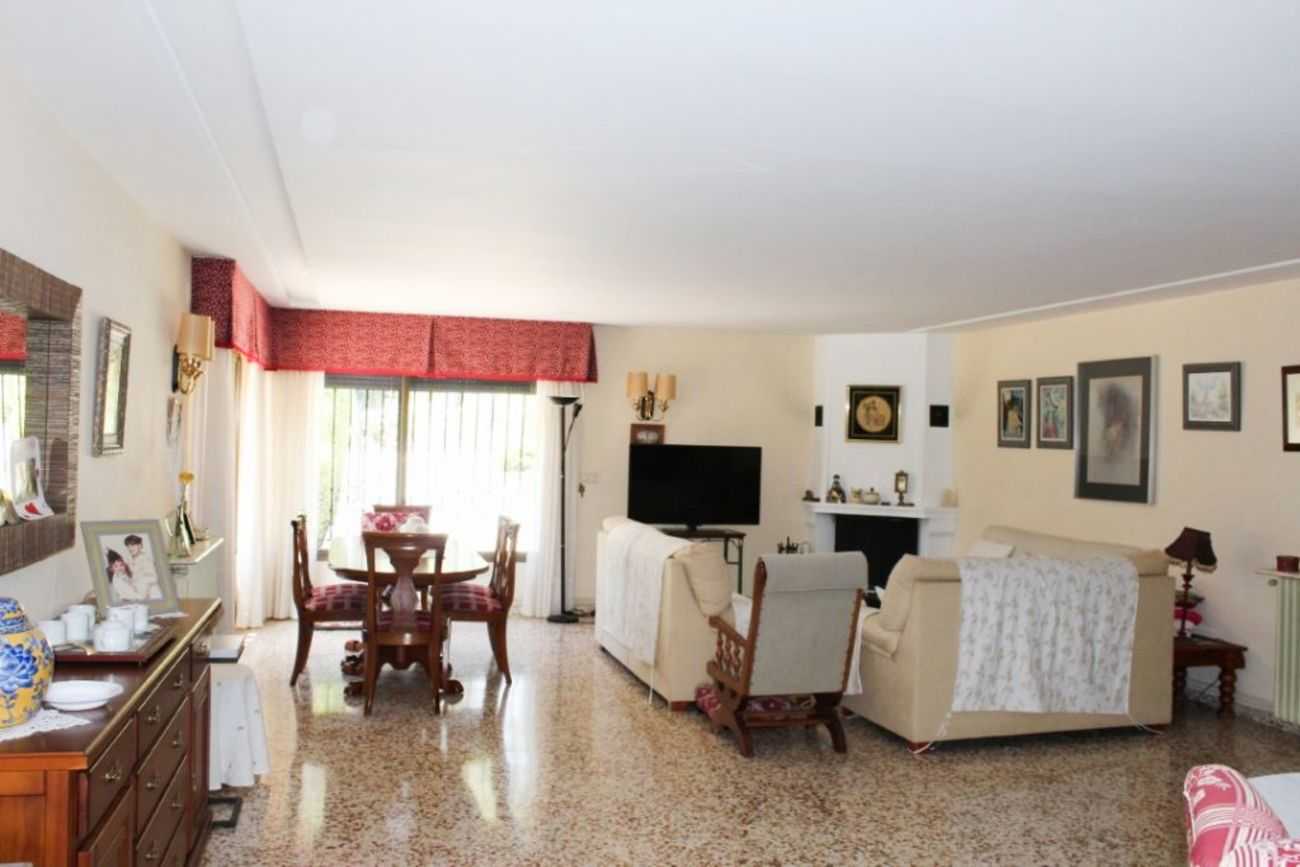 Rumah di Riquer Bajo, Valencia 10910229