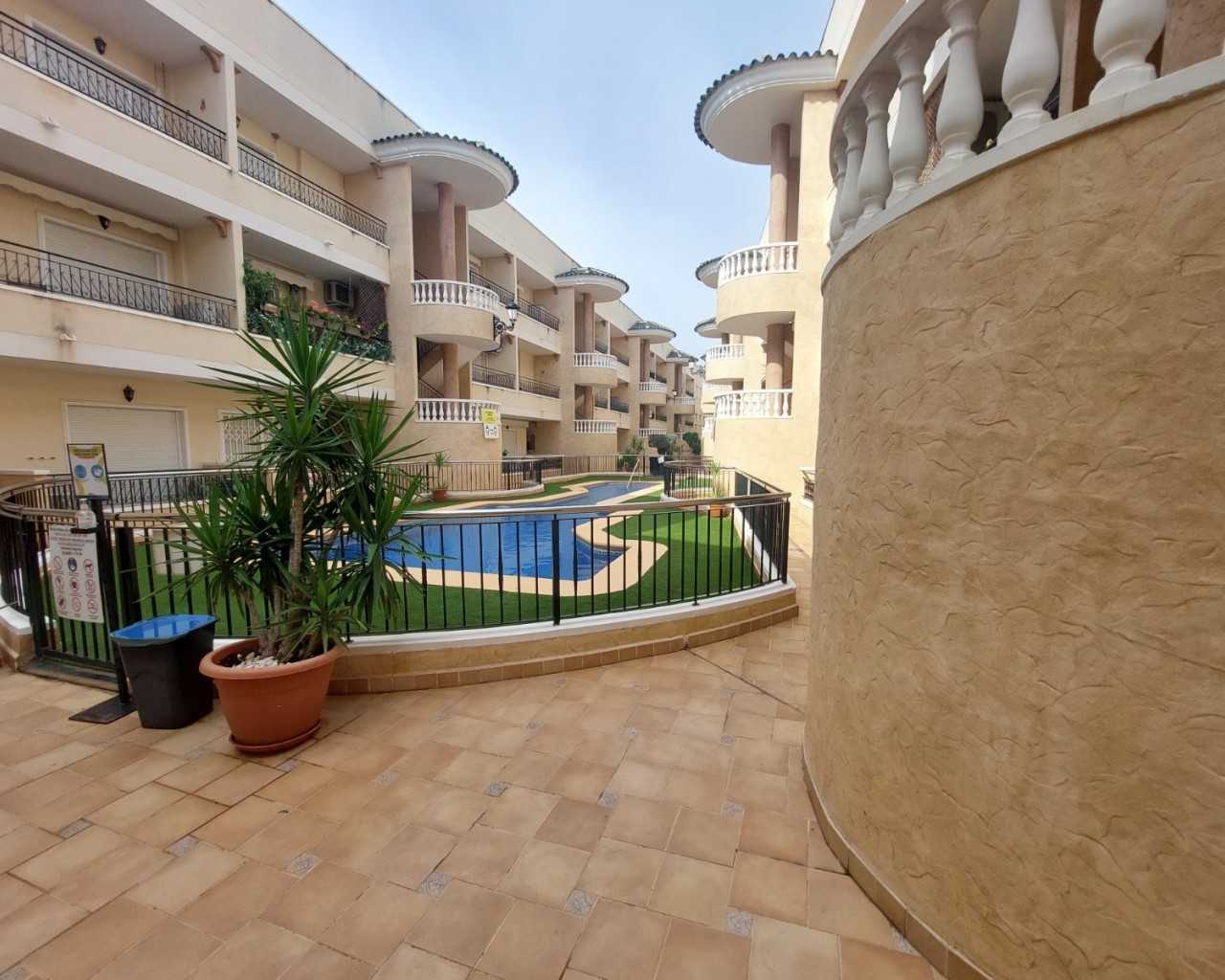 Condominium in Jacarilla, Valencia 10910699