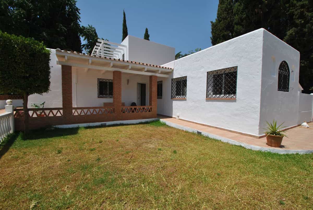House in Fuengirola, Andalusia 10910762