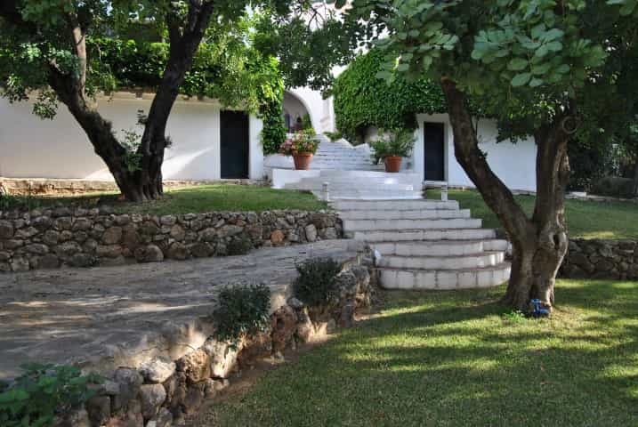House in Istan, Andalusia 10911175