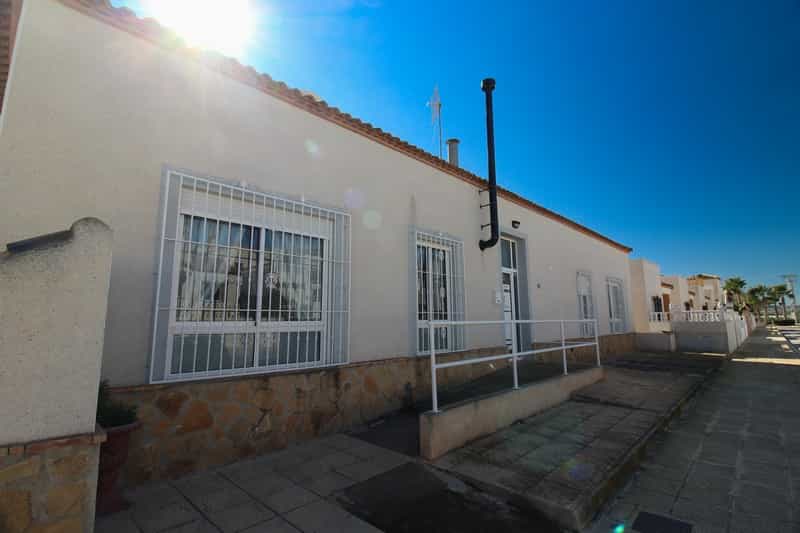 工業的 在 San Miguel de Salinas, Comunidad Valenciana 10911687
