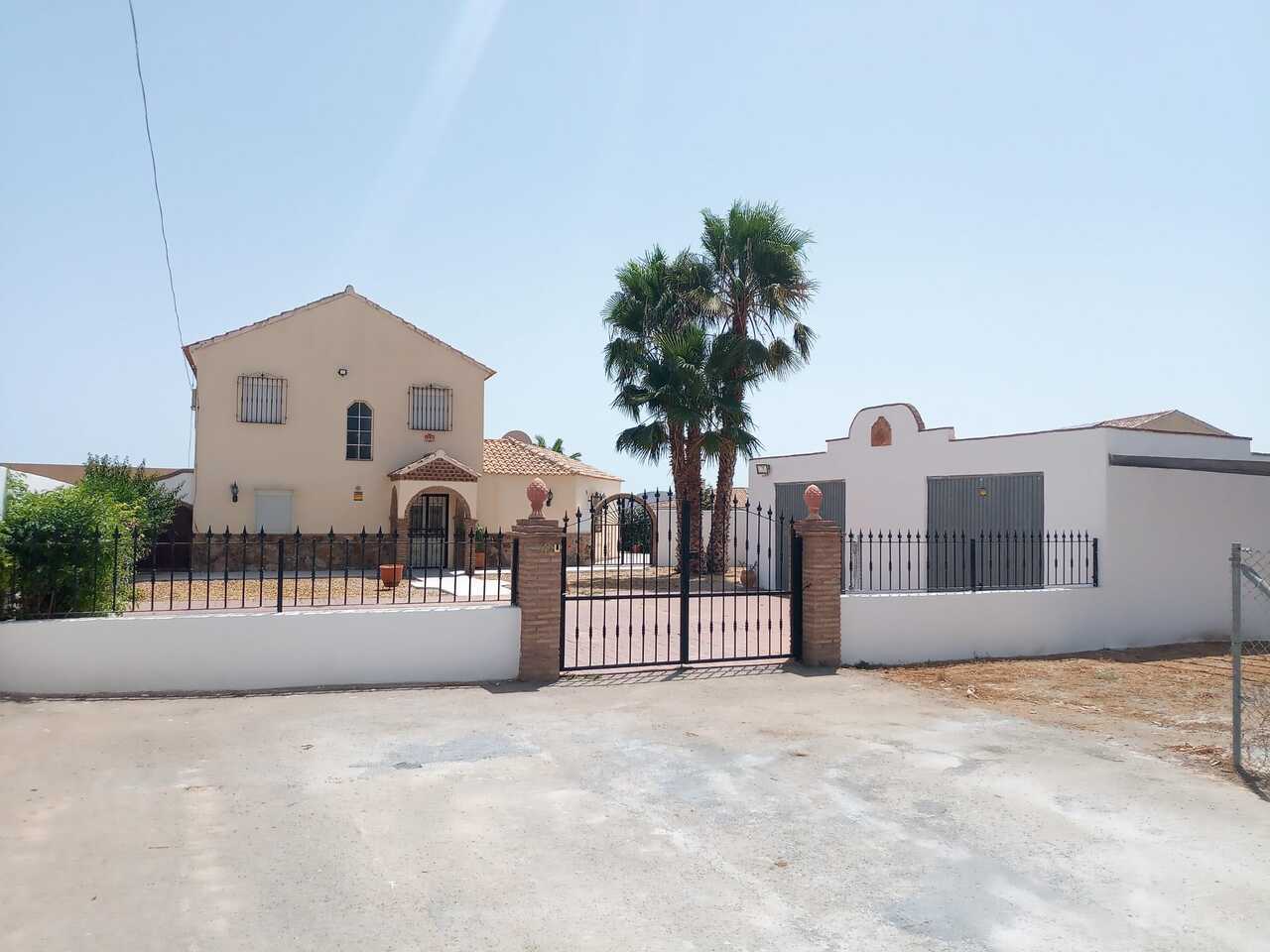 House in La Cuesta del Gato, Andalusia 10911732