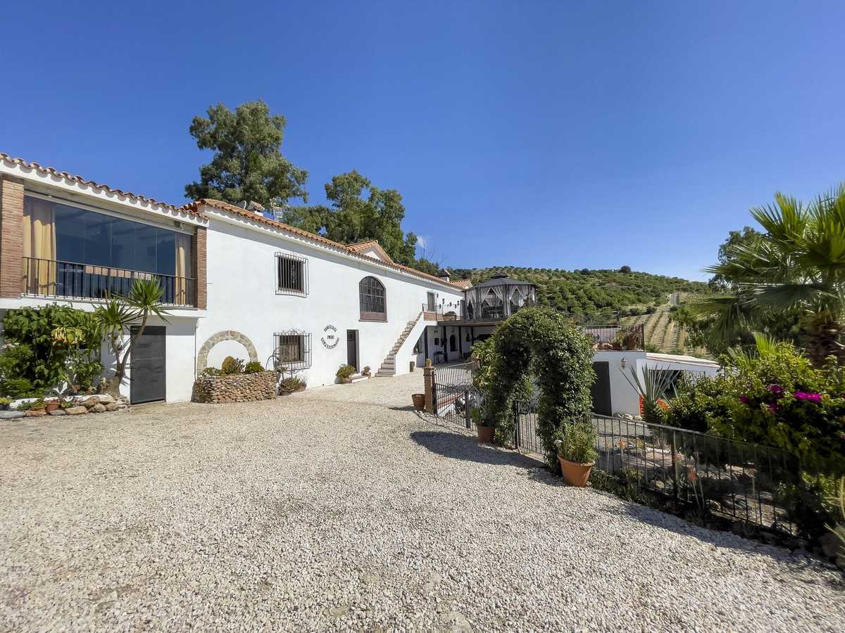 Rumah di Casarabonela, Andalusia 10911747