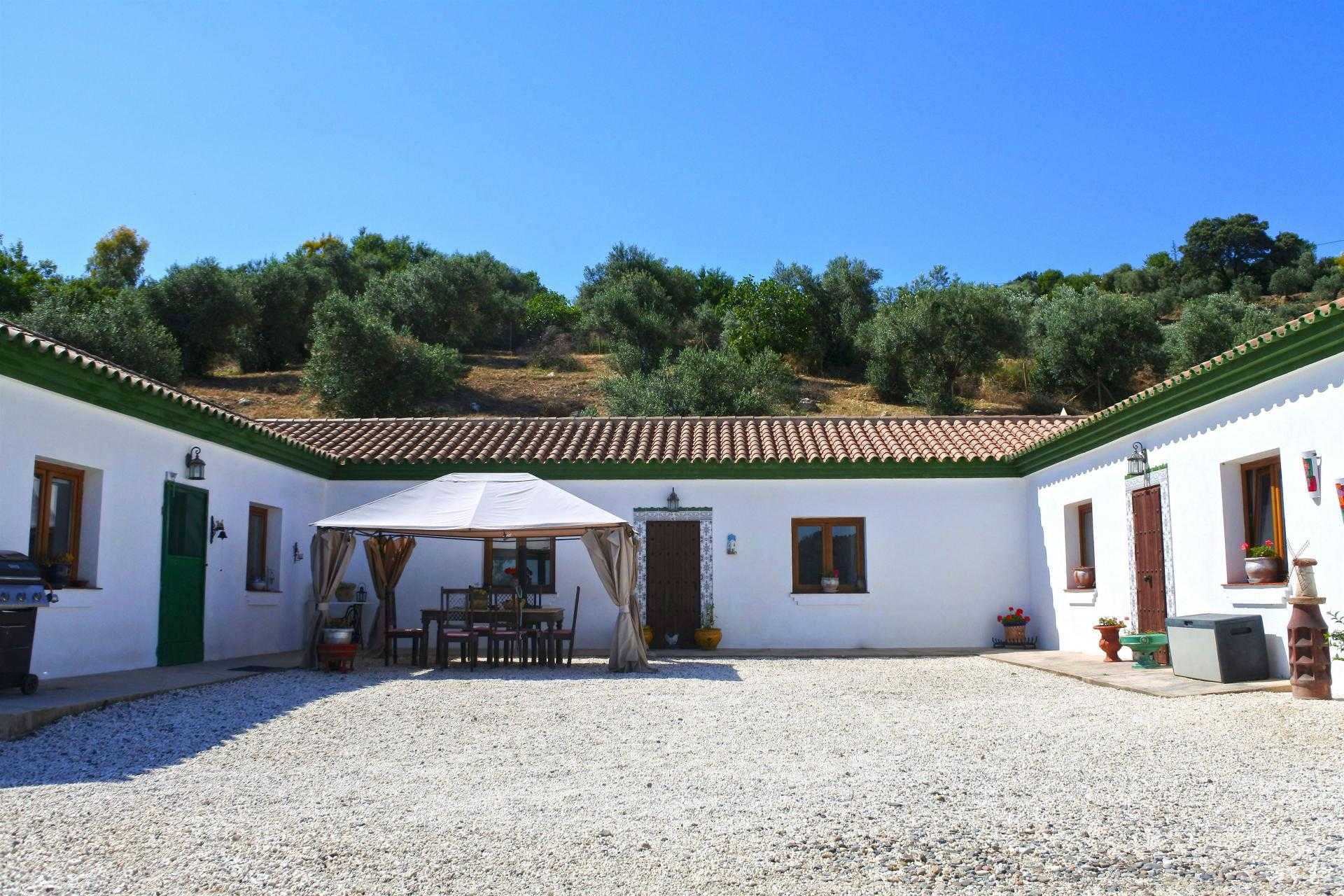 House in Casarabonela, Andalusia 10913389