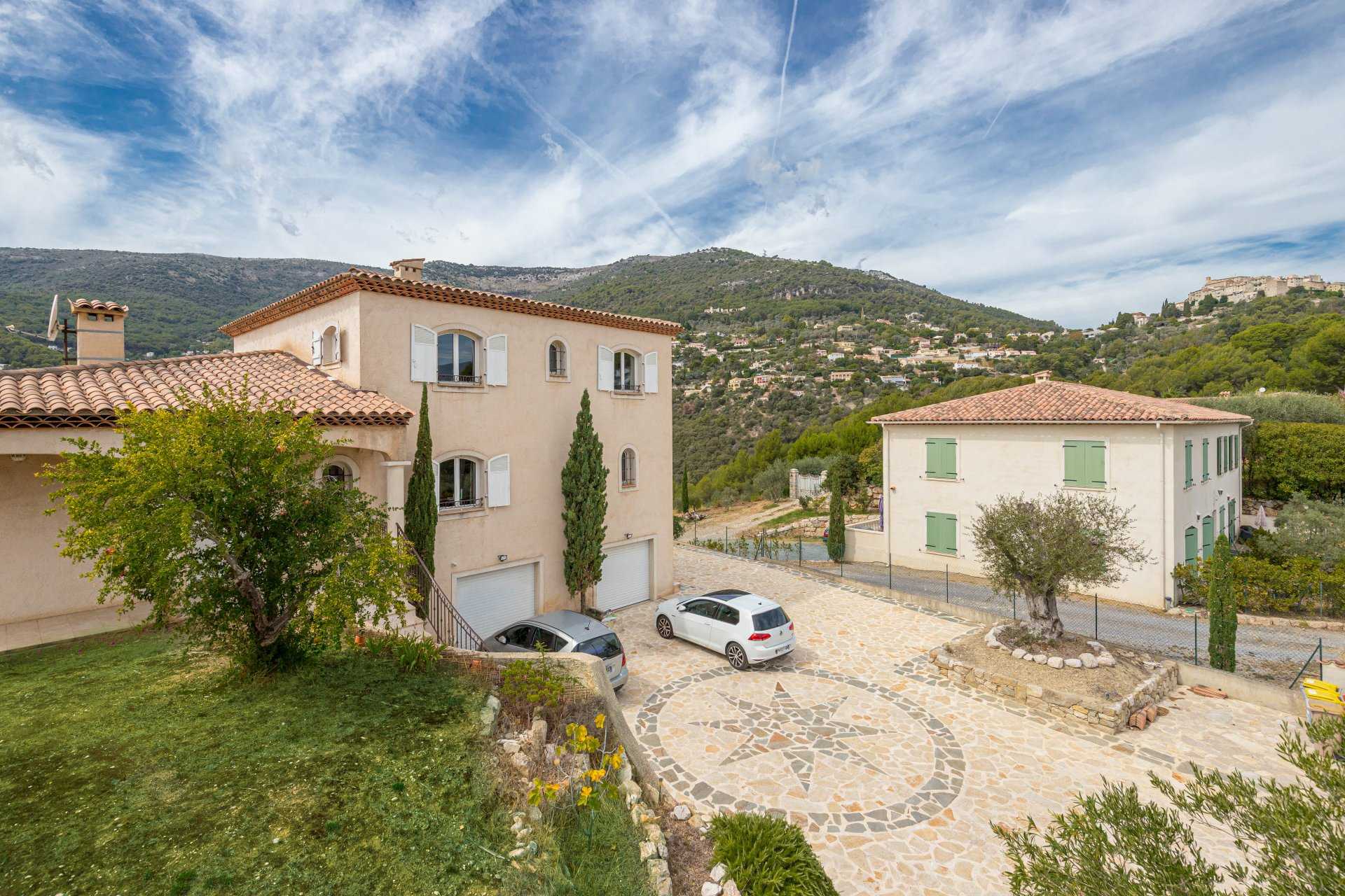 Huis in Carros, Alpes-Maritimes 10915430