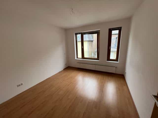 公寓 在 Dudelange, Dudelange 10915721