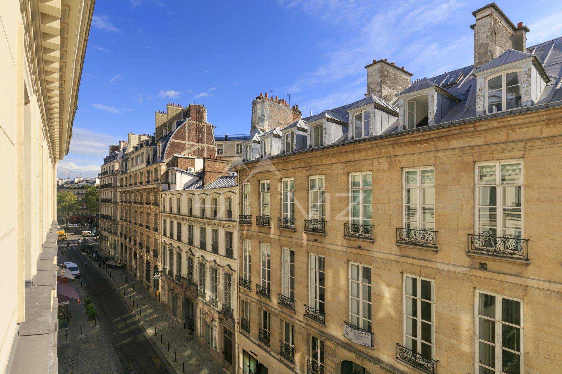 Квартира в Paris 8ème, Paris 10915742