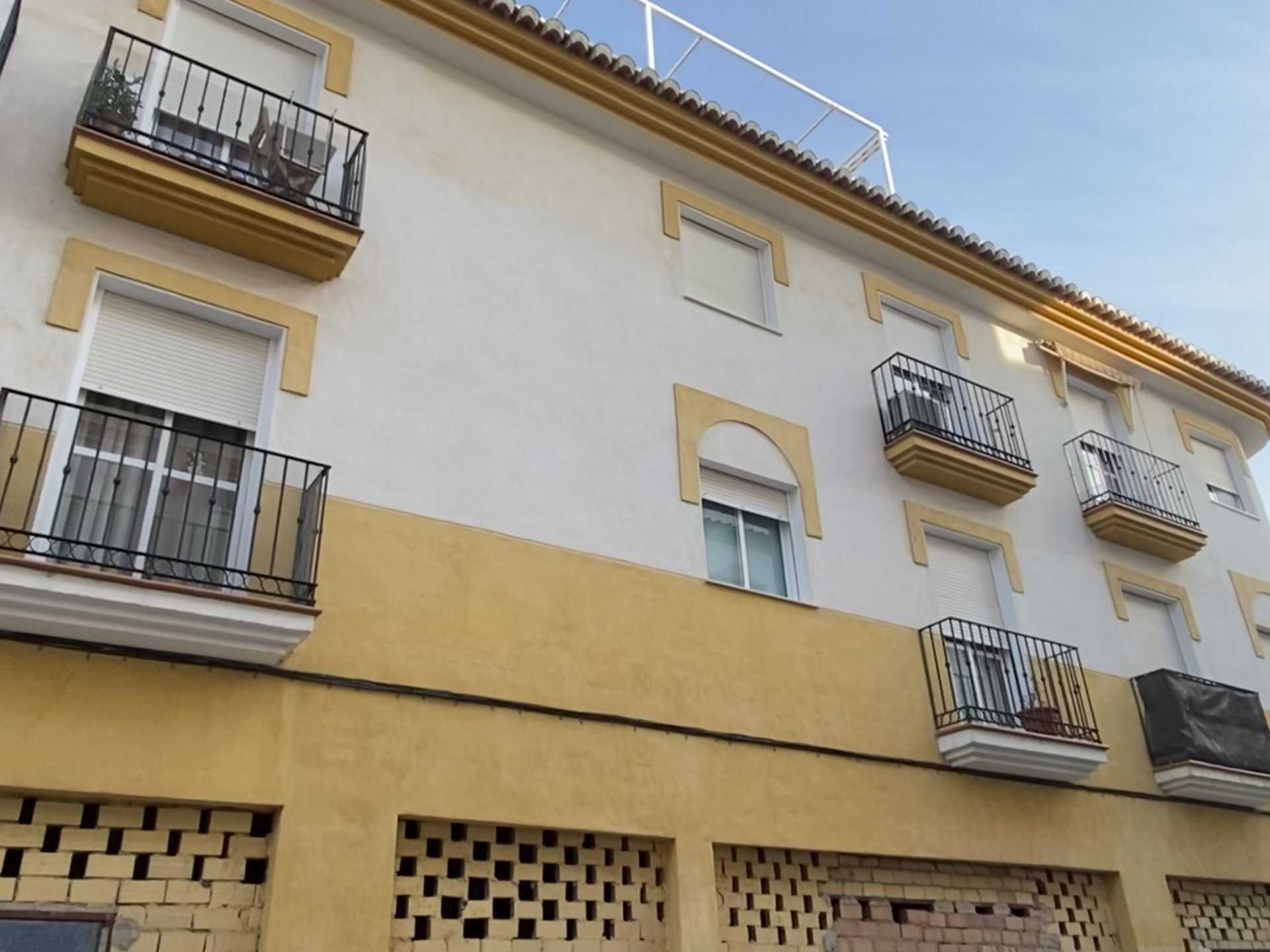 Condominium in Pizarra, Andalusia 10915833