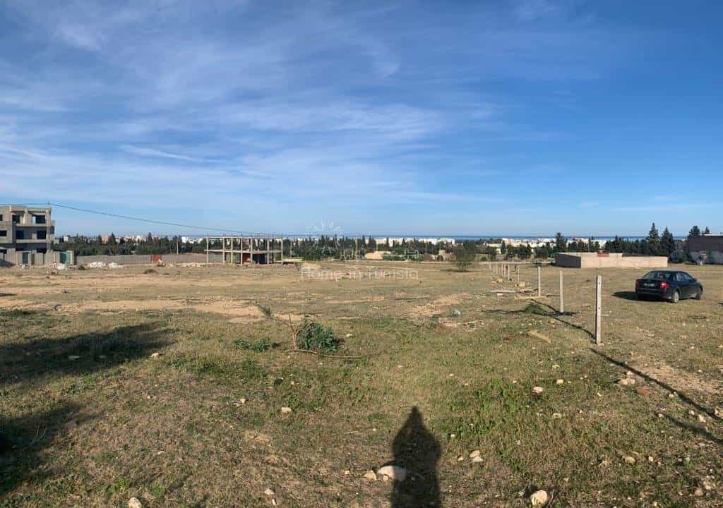 Terre dans El Haj Mohammed Zarrouch, Sousse 10915989