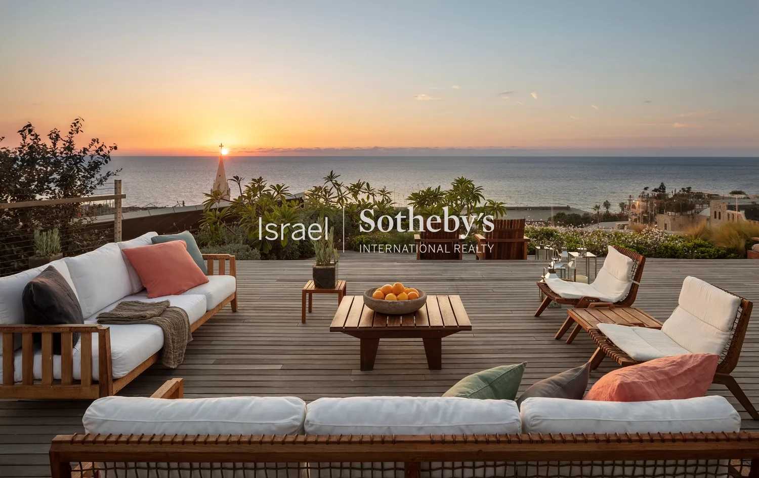 Condominium in Tel Aviv-Yafo, 2 Louis Pasteur Street 10916213