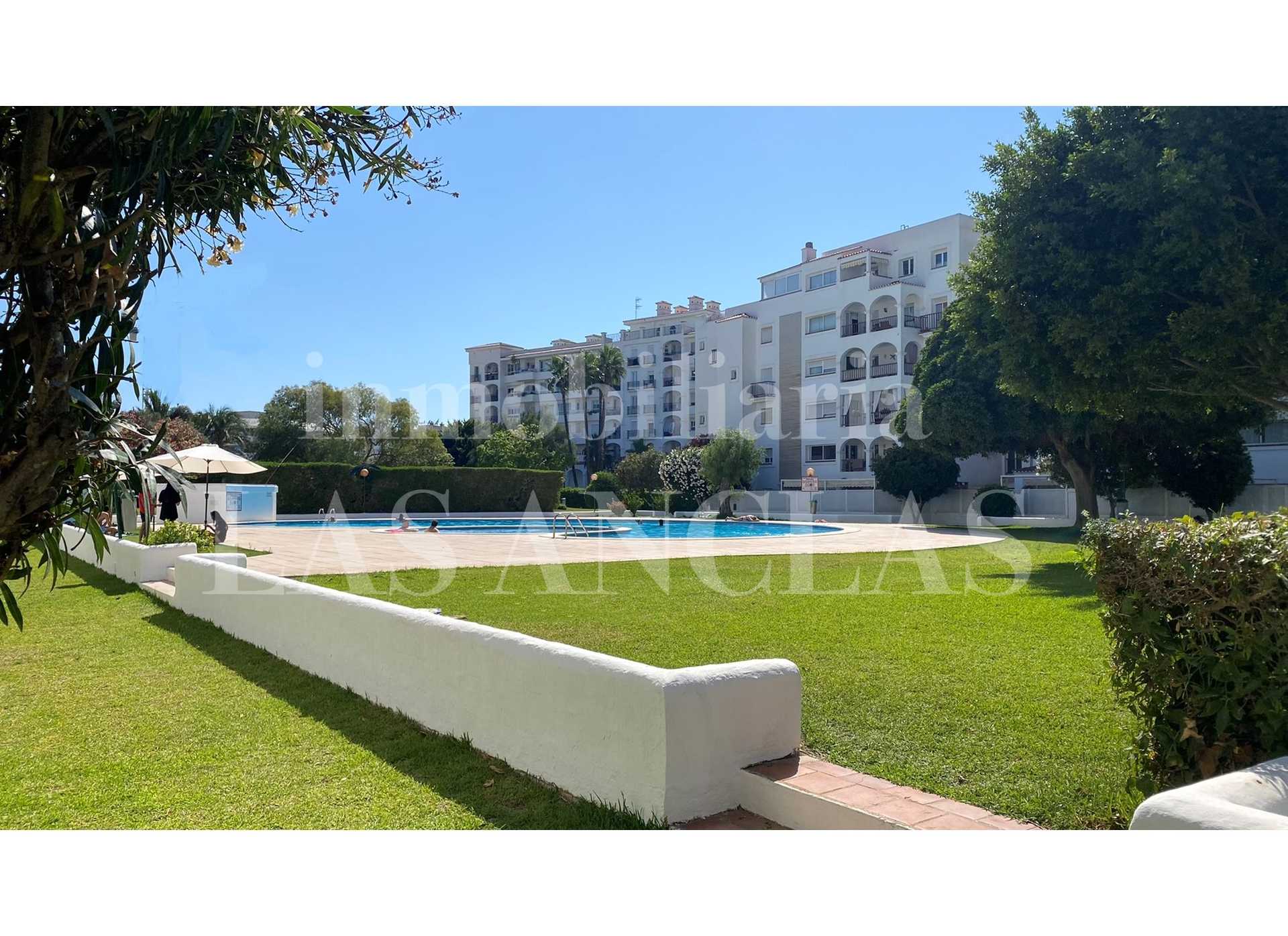 Condominium in Ibiza, De Balearen 10916330