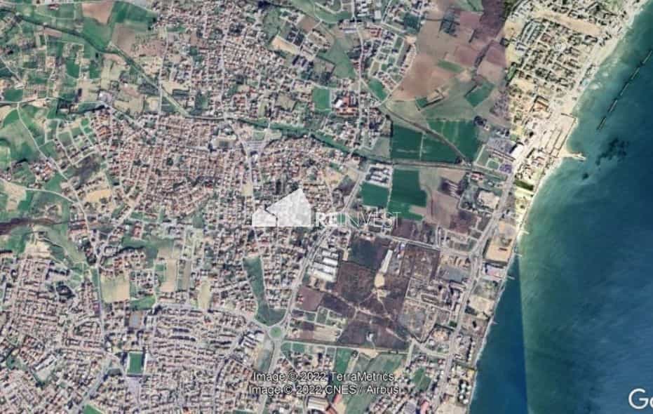 Terre dans Livadia, Larnaka 10916348