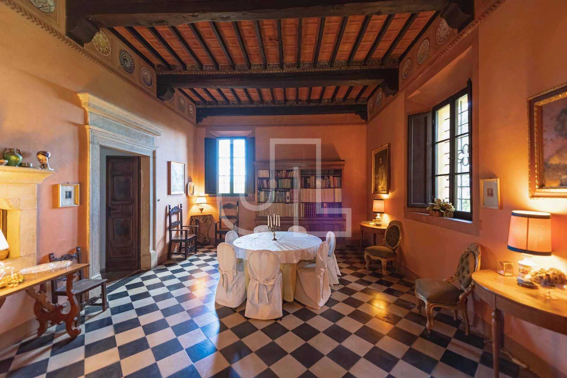 жилой дом в Siena, Toscana 10916363