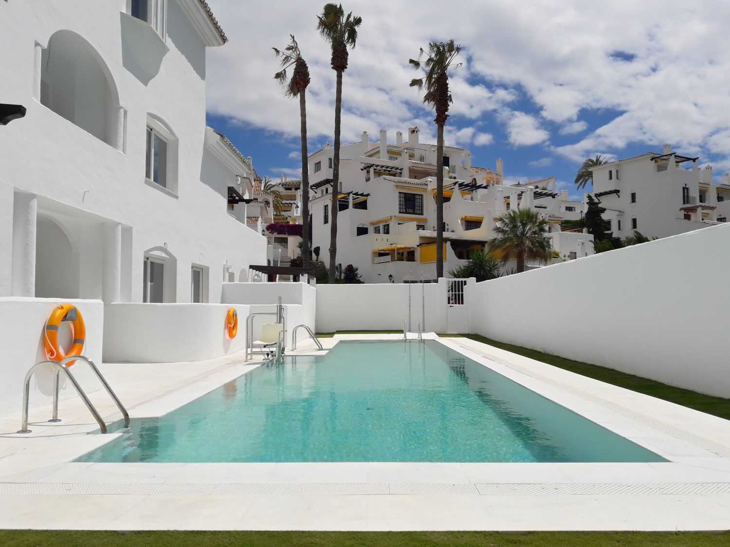 Condominium in El Angel, Andalusia 10916430