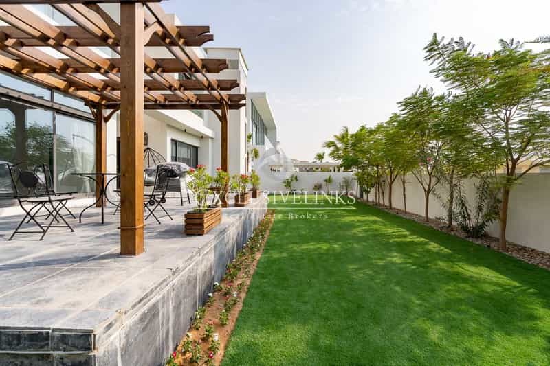 Будинок в Dubai, Dubai 10916433