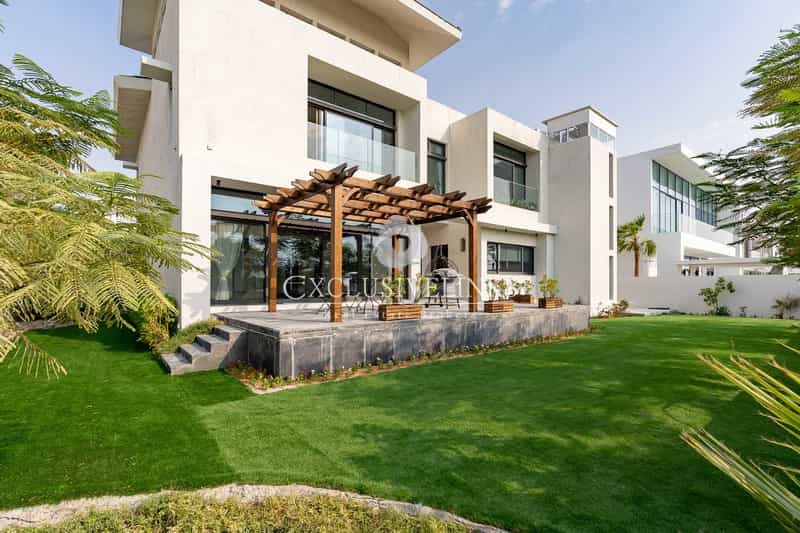 بيت في Dubai, Dubai 10916433
