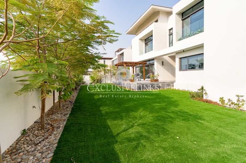 House in Dubai, Dubai 10916433