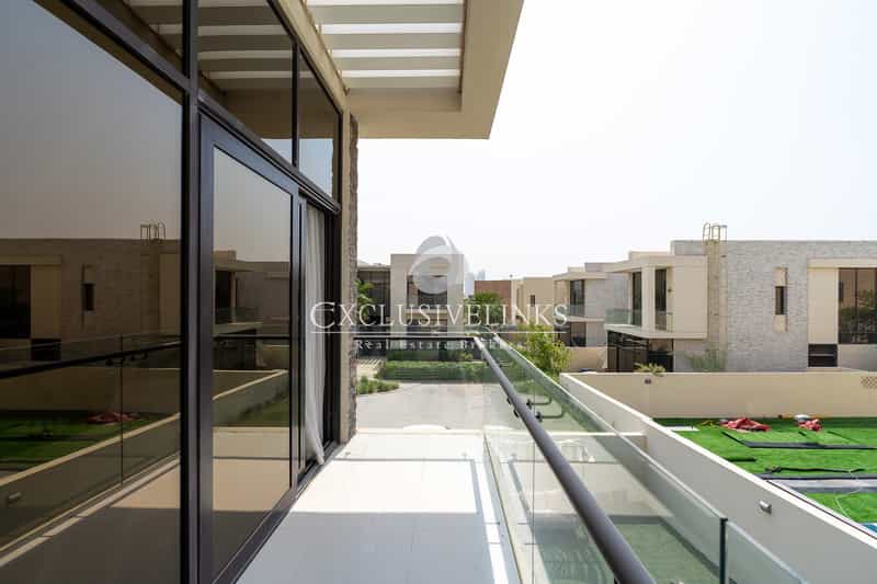 House in Dubai, Dubai 10916455
