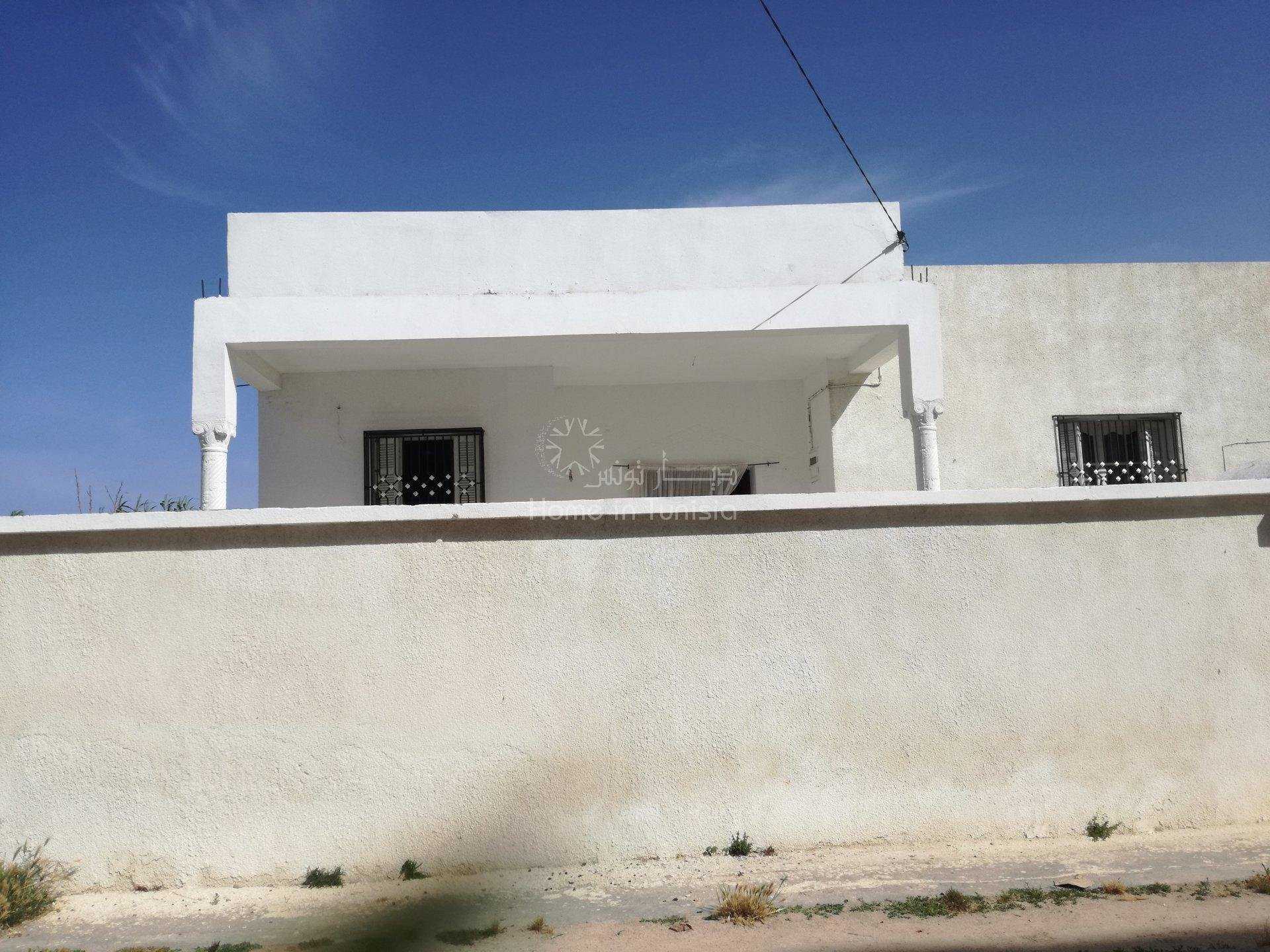 House in El Hamma, Gabes 10917763