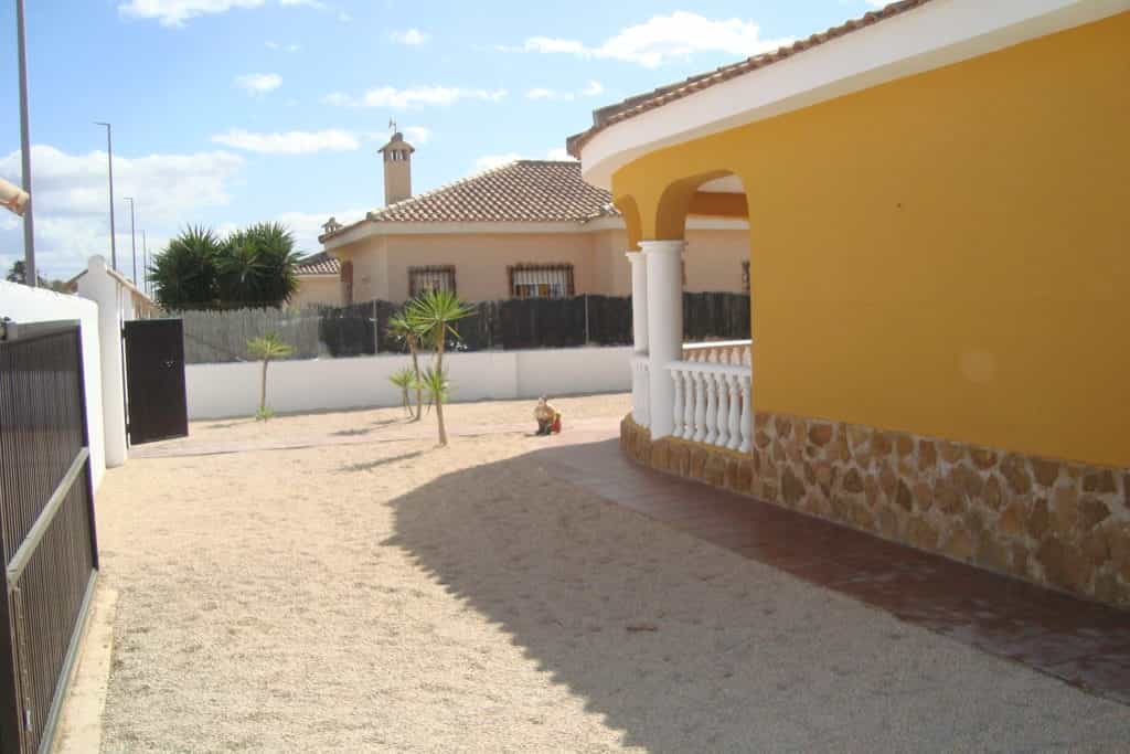 Будинок в Gea y Truyols, Región de Murcia 10918586
