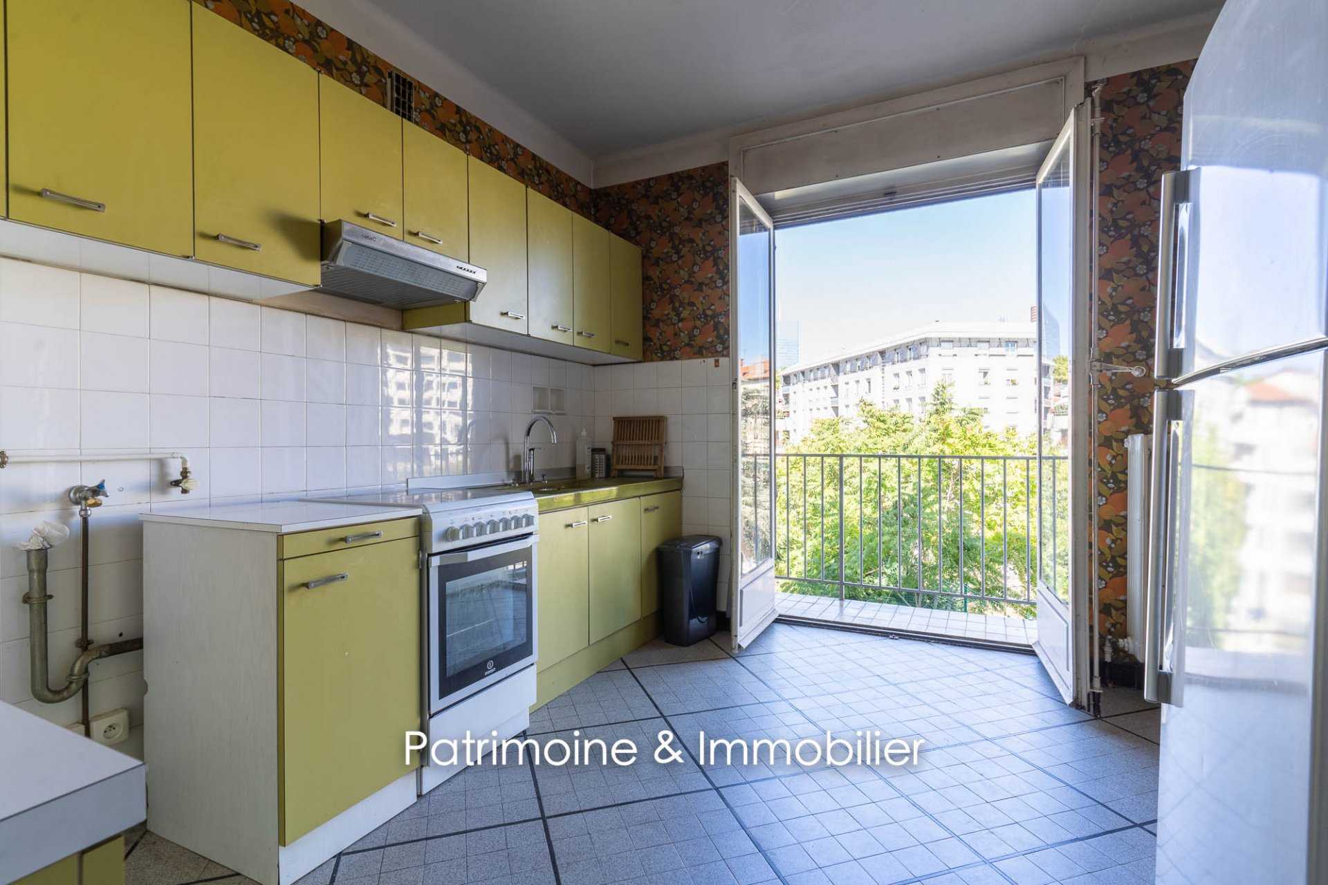 Condominium in Lyon, Auvergne-Rhone-Alpes 10919049