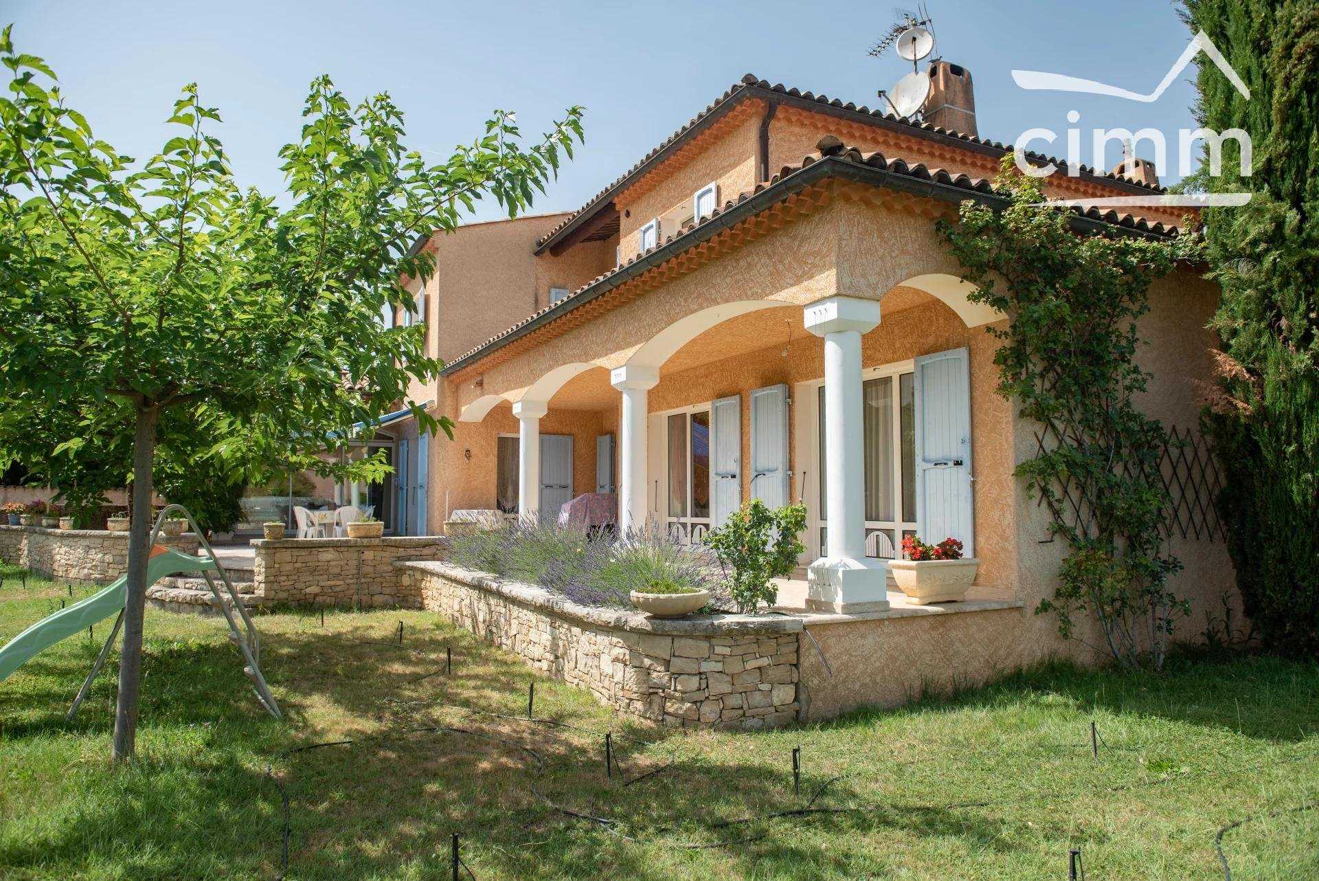 Casa nel Laragne-Monteglin, Provence-Alpes-Cote d'Azur 10919104