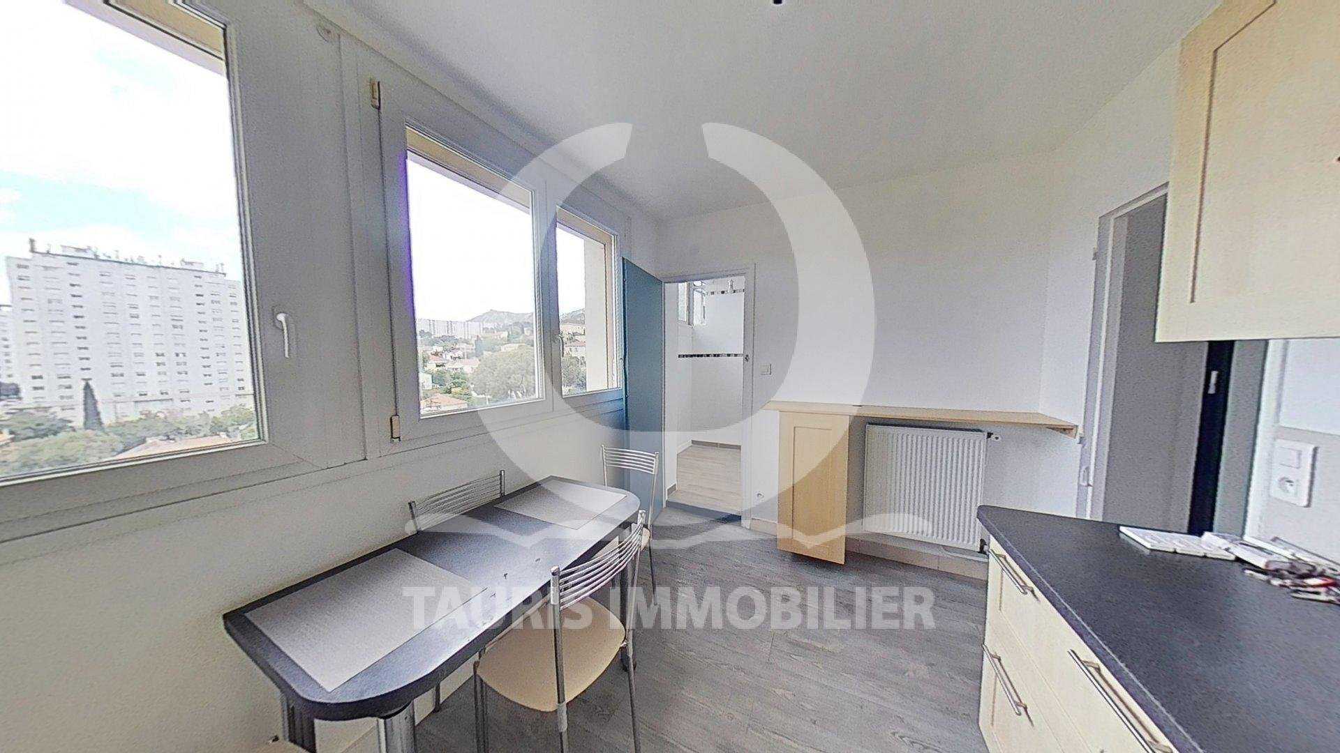 公寓 在 Saint-Menet, 普羅旺斯-阿爾卑斯-藍色海岸 10919740