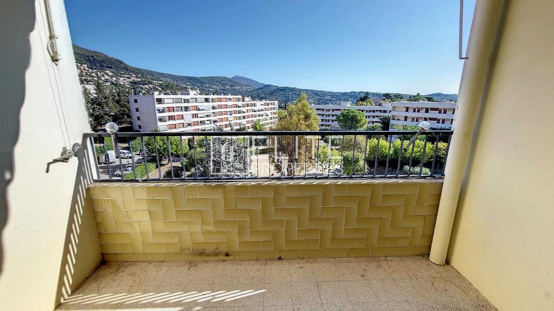 Eigentumswohnung im Saint-Jacques, Provence-Alpes-Côte d'Azur 10920176