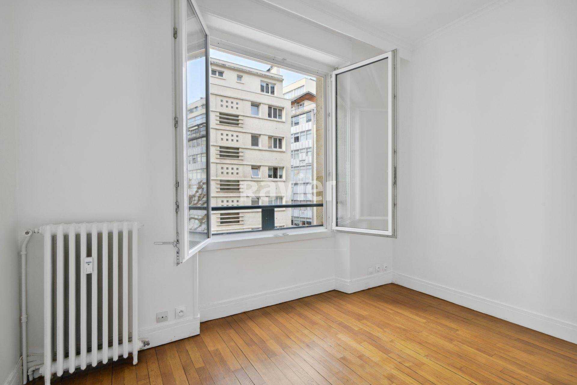 Condominium in Paris 16ème, Paris 10920195