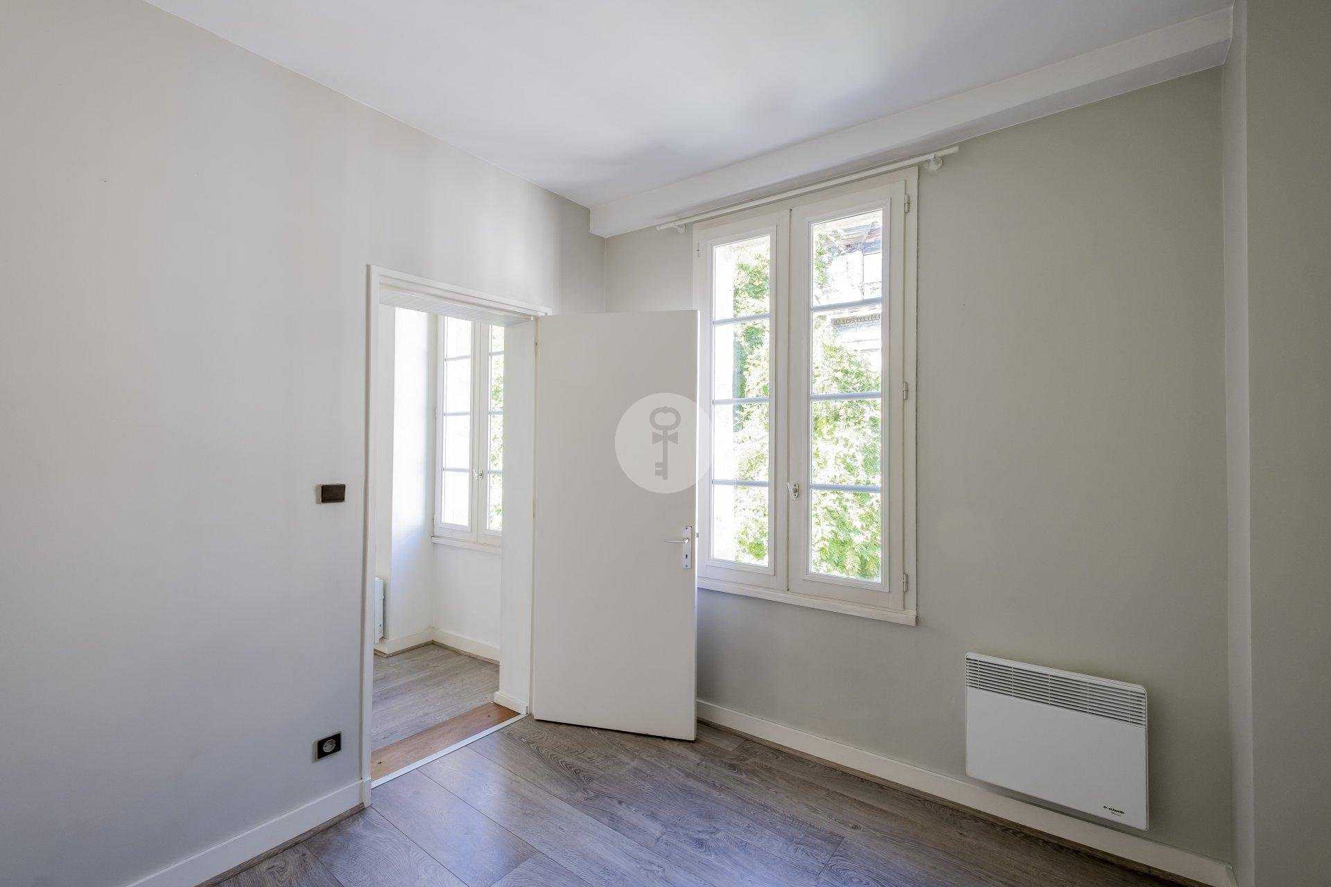 公寓 在 Bordeaux, Gironde 10920208
