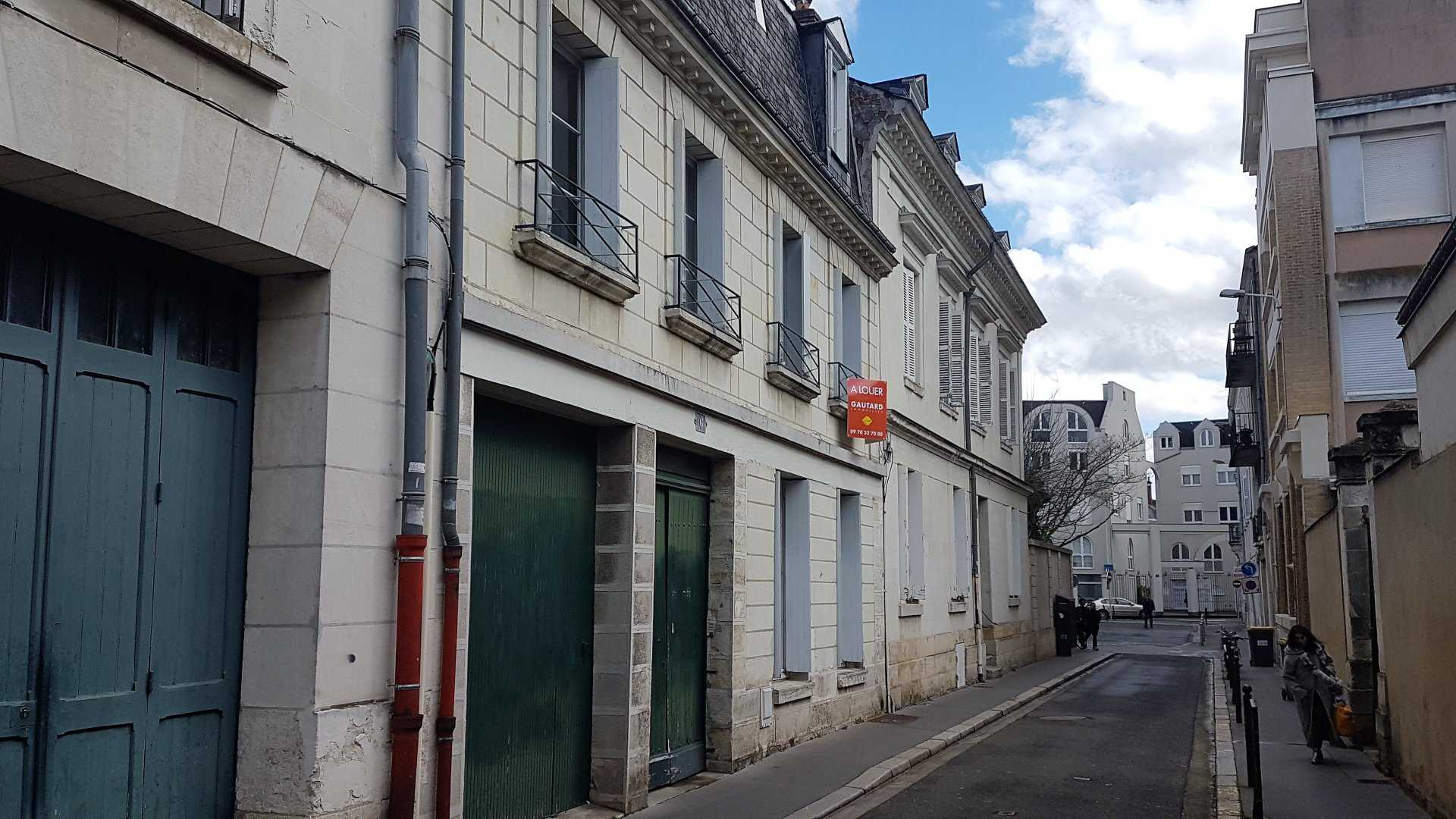 Eigentumswohnung im Touren, Centre-Val de Loire 10920231
