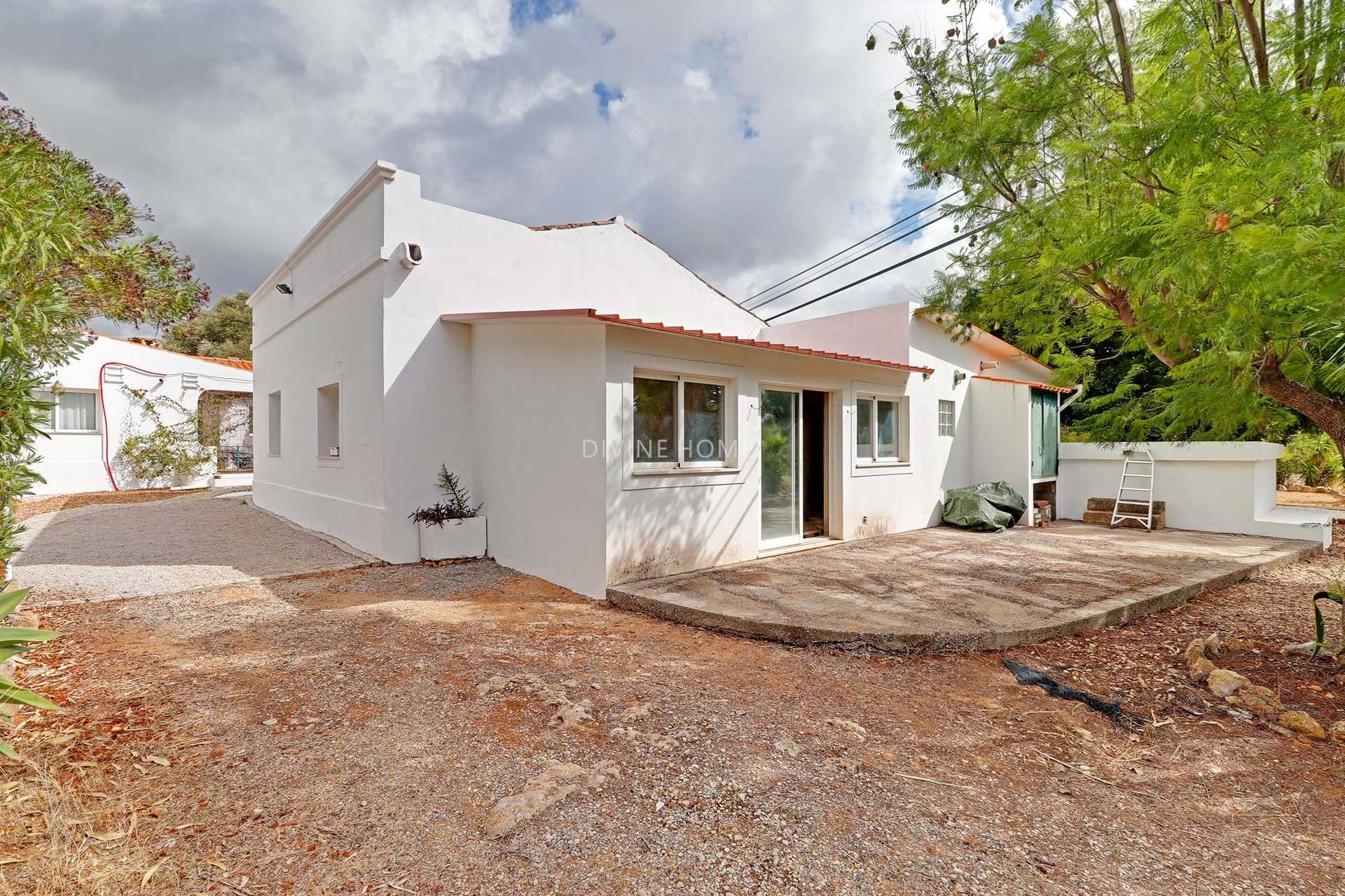 House in Moncarapacho, Faro 10920362