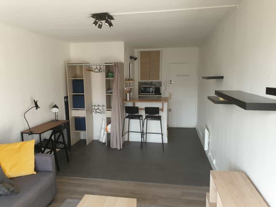 Condominium in Nimes, Occitanie 10921187