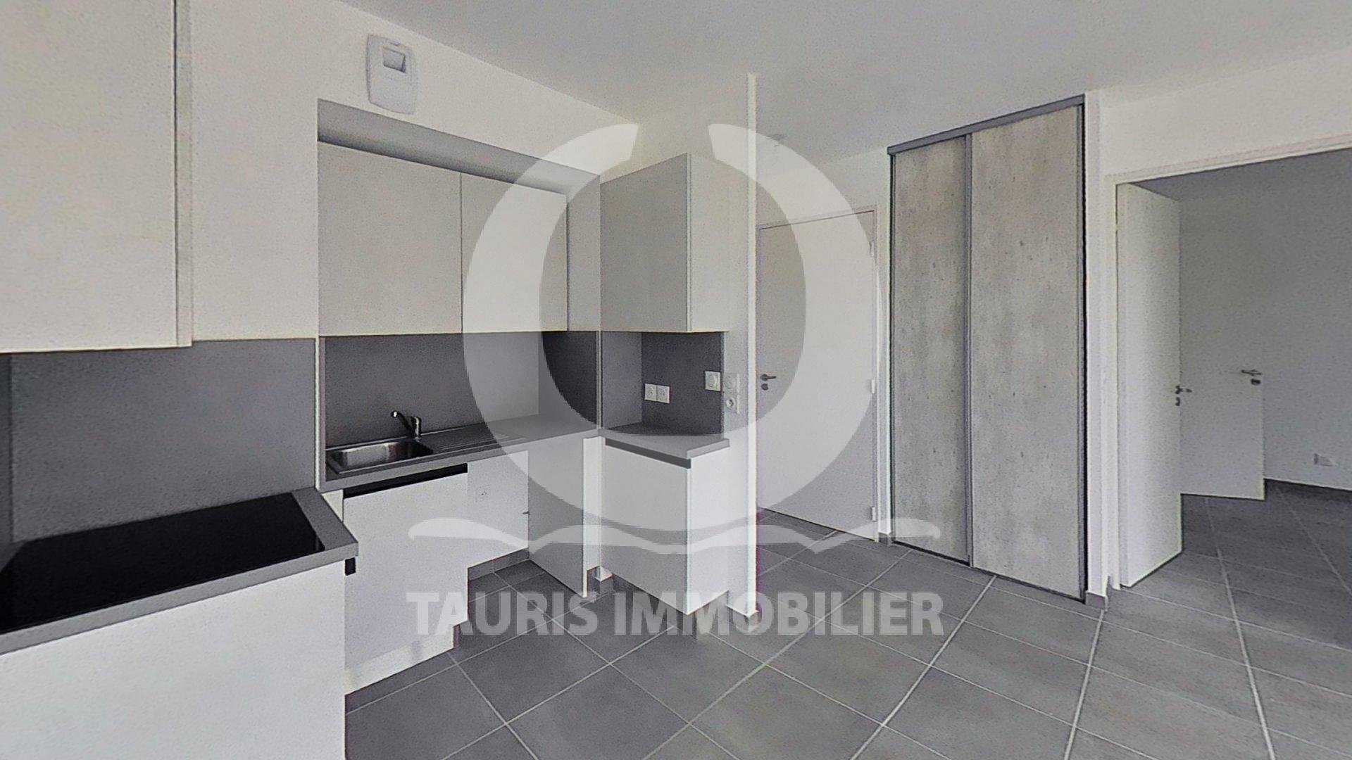 公寓 在 Aubagne, Bouches-du-Rhône 10921189